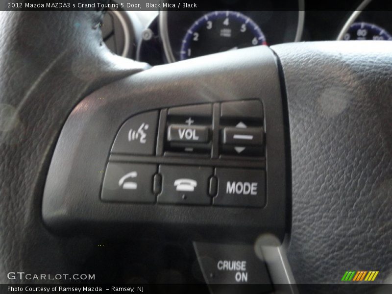 Black Mica / Black 2012 Mazda MAZDA3 s Grand Touring 5 Door