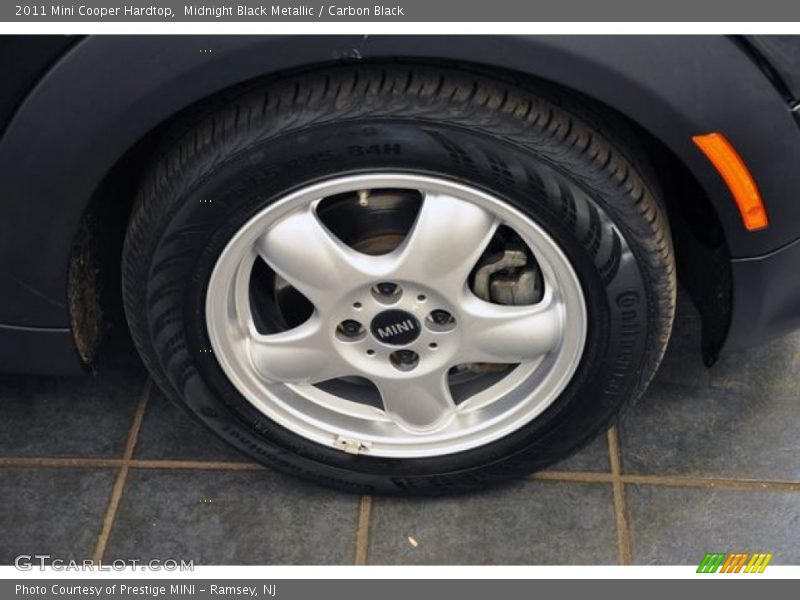 Midnight Black Metallic / Carbon Black 2011 Mini Cooper Hardtop