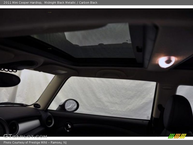 Midnight Black Metallic / Carbon Black 2011 Mini Cooper Hardtop