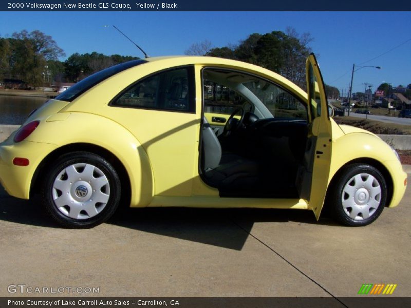Yellow / Black 2000 Volkswagen New Beetle GLS Coupe