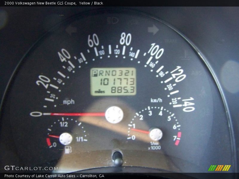 Yellow / Black 2000 Volkswagen New Beetle GLS Coupe