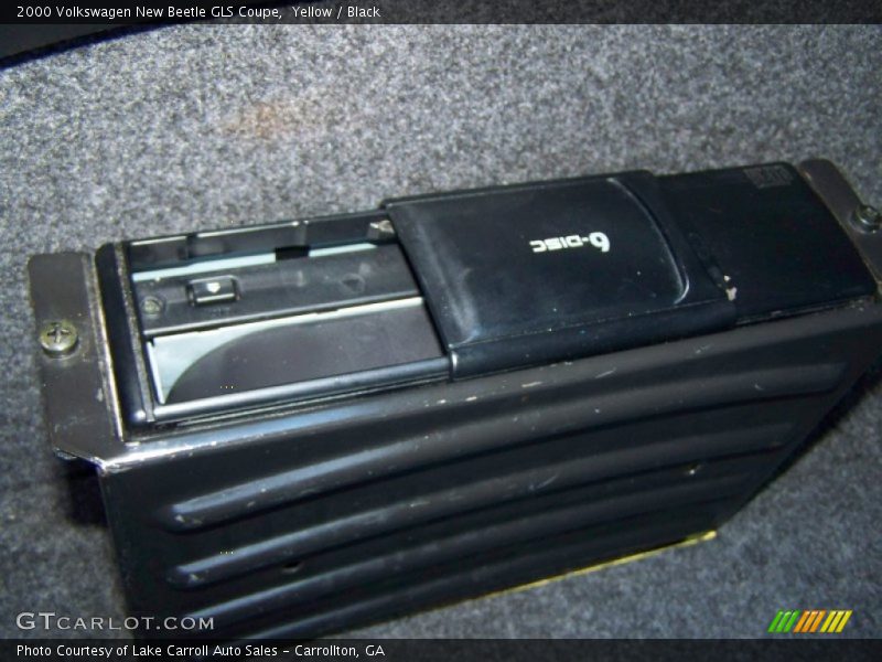Yellow / Black 2000 Volkswagen New Beetle GLS Coupe