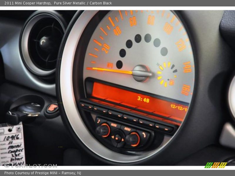 Pure Silver Metallic / Carbon Black 2011 Mini Cooper Hardtop