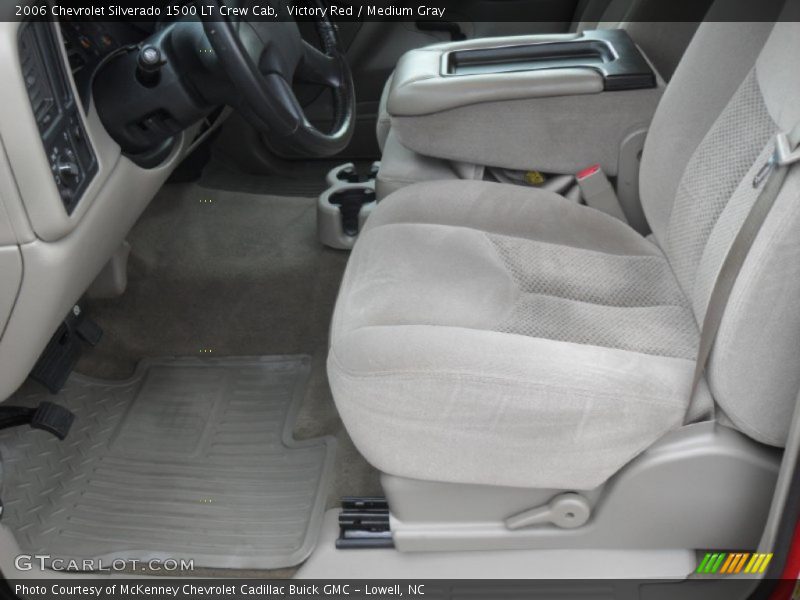 Victory Red / Medium Gray 2006 Chevrolet Silverado 1500 LT Crew Cab