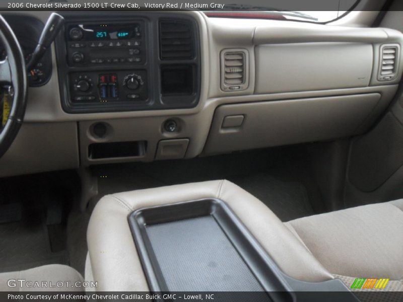 Victory Red / Medium Gray 2006 Chevrolet Silverado 1500 LT Crew Cab