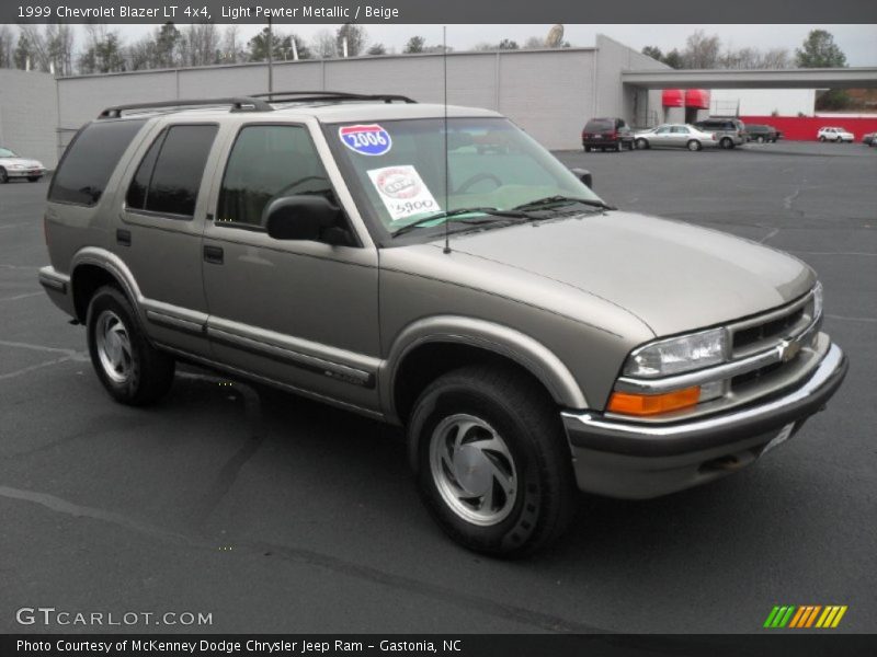Light Pewter Metallic / Beige 1999 Chevrolet Blazer LT 4x4