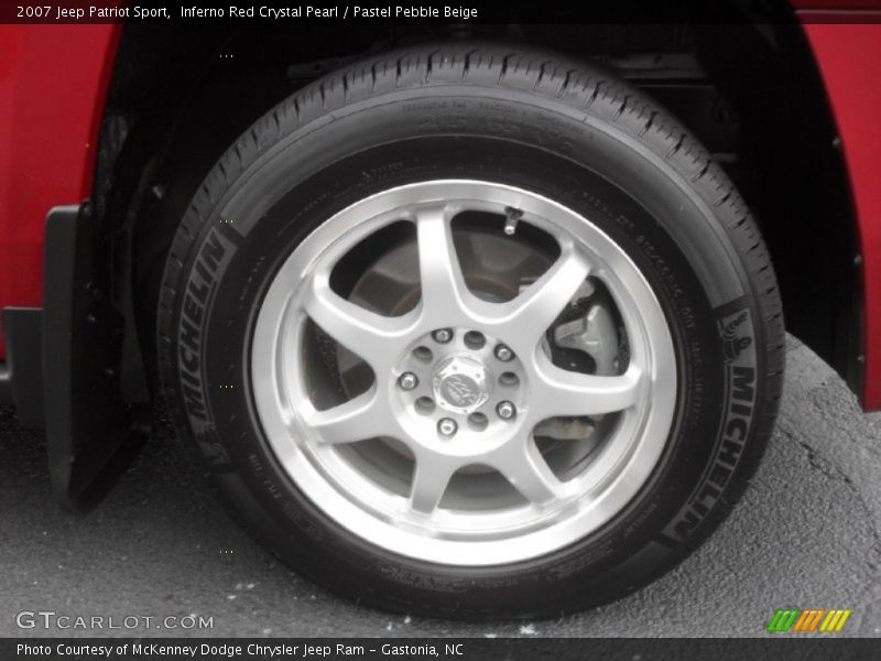 Inferno Red Crystal Pearl / Pastel Pebble Beige 2007 Jeep Patriot Sport