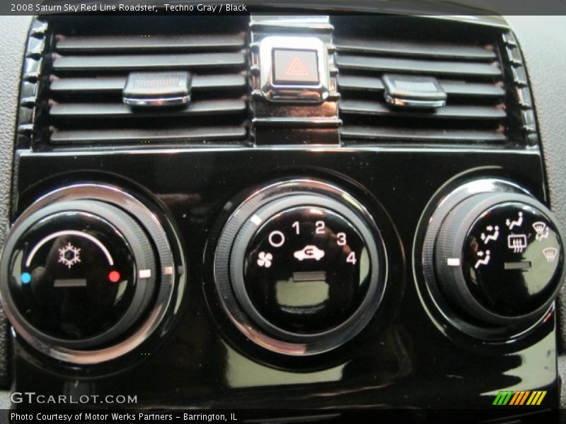 Controls of 2008 Sky Red Line Roadster