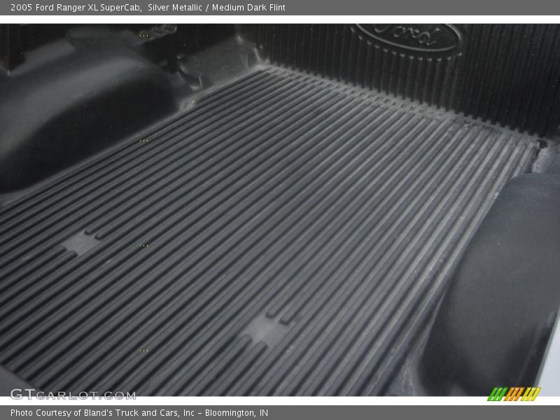 Silver Metallic / Medium Dark Flint 2005 Ford Ranger XL SuperCab