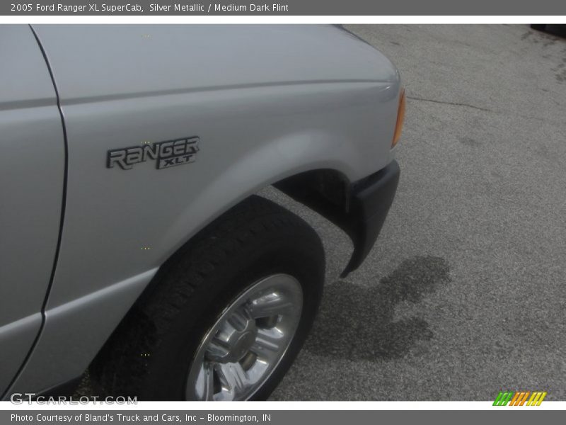 Silver Metallic / Medium Dark Flint 2005 Ford Ranger XL SuperCab
