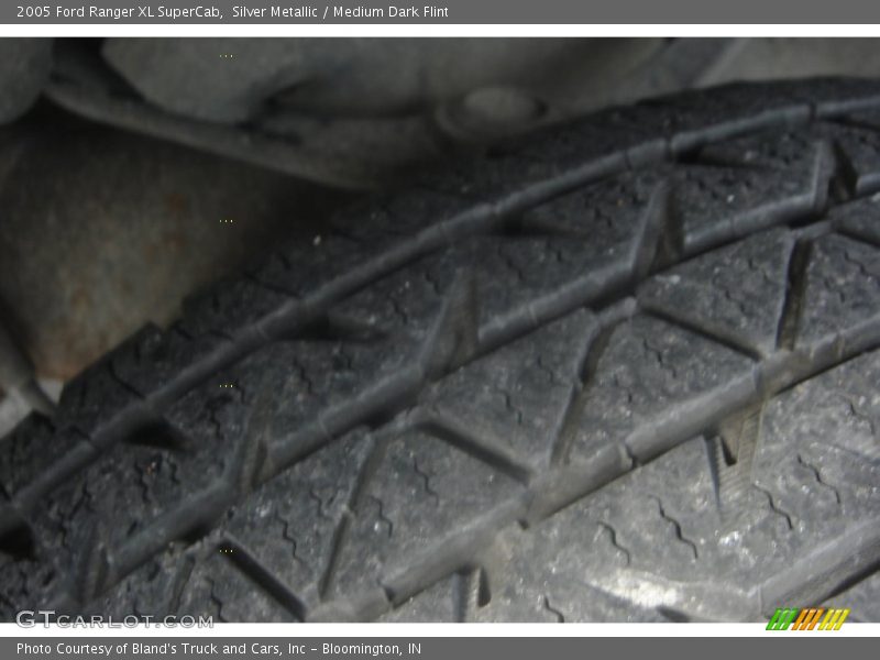 Silver Metallic / Medium Dark Flint 2005 Ford Ranger XL SuperCab