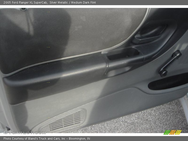 Silver Metallic / Medium Dark Flint 2005 Ford Ranger XL SuperCab