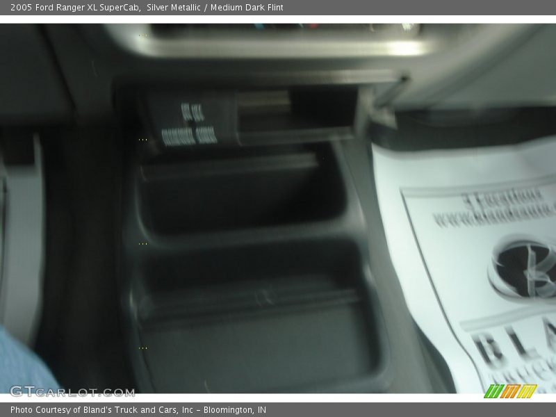 Silver Metallic / Medium Dark Flint 2005 Ford Ranger XL SuperCab