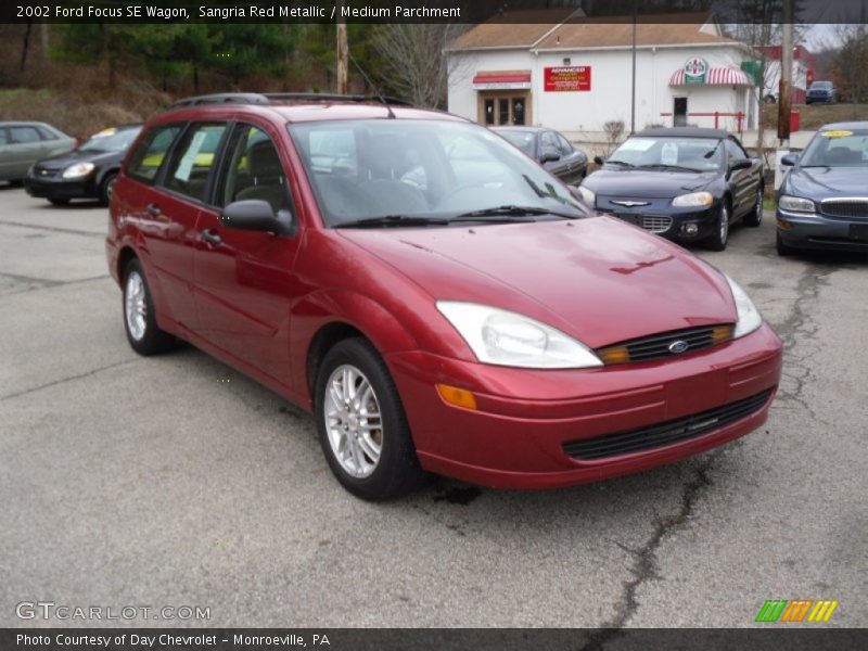 Sangria Red Metallic / Medium Parchment 2002 Ford Focus SE Wagon