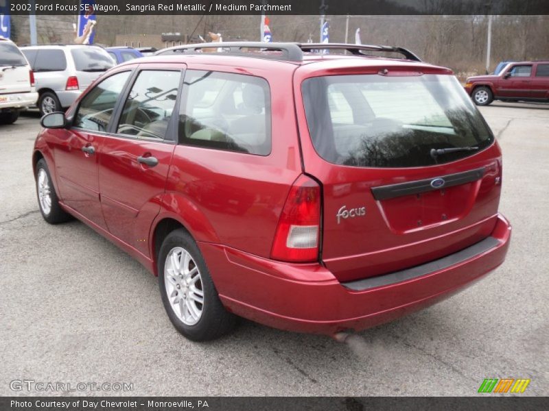 Sangria Red Metallic / Medium Parchment 2002 Ford Focus SE Wagon