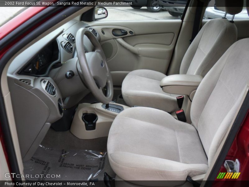 Sangria Red Metallic / Medium Parchment 2002 Ford Focus SE Wagon
