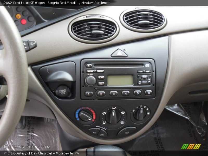 Controls of 2002 Focus SE Wagon