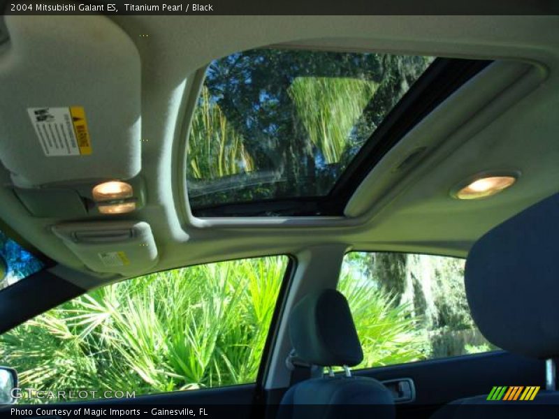 Titanium Pearl / Black 2004 Mitsubishi Galant ES