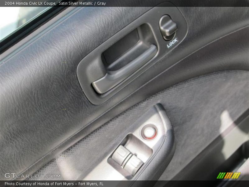 Satin Silver Metallic / Gray 2004 Honda Civic LX Coupe