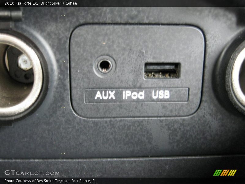 Bright Silver / Coffee 2010 Kia Forte EX