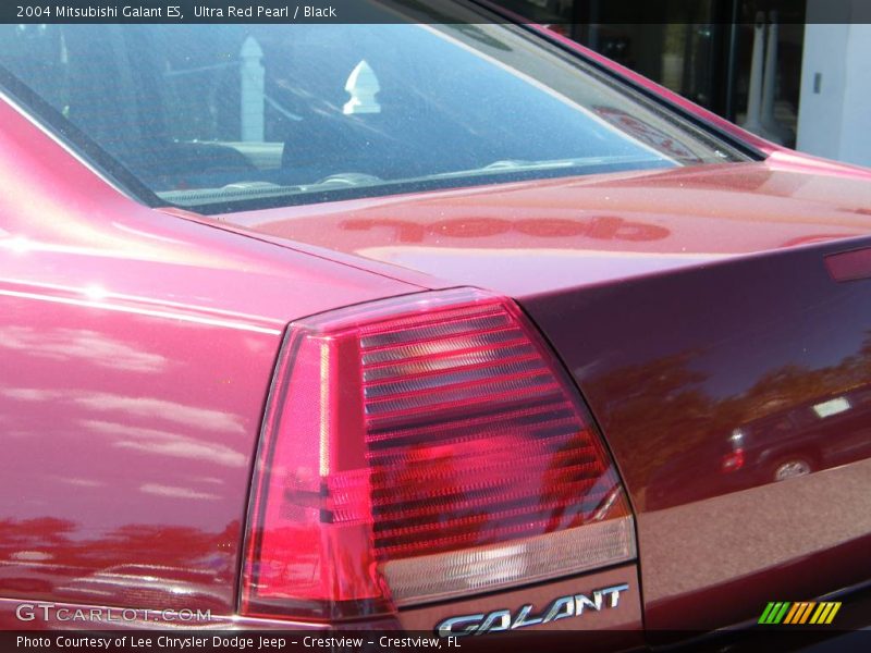Ultra Red Pearl / Black 2004 Mitsubishi Galant ES