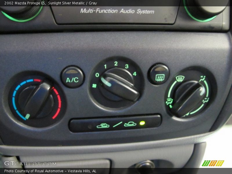 Sunlight Silver Metallic / Gray 2002 Mazda Protege ES