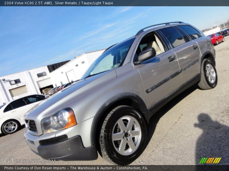 Silver Metallic / Taupe/Light Taupe 2004 Volvo XC90 2.5T AWD