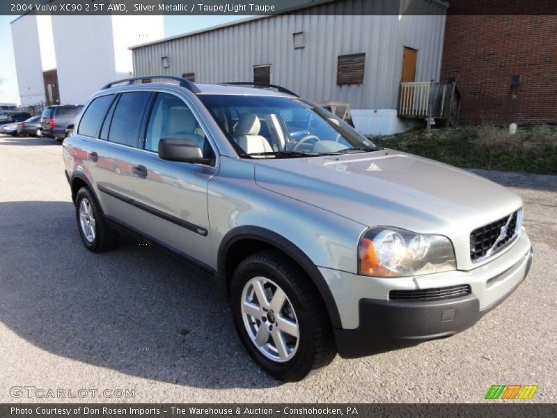Silver Metallic / Taupe/Light Taupe 2004 Volvo XC90 2.5T AWD