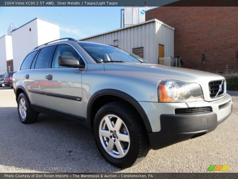 Silver Metallic / Taupe/Light Taupe 2004 Volvo XC90 2.5T AWD