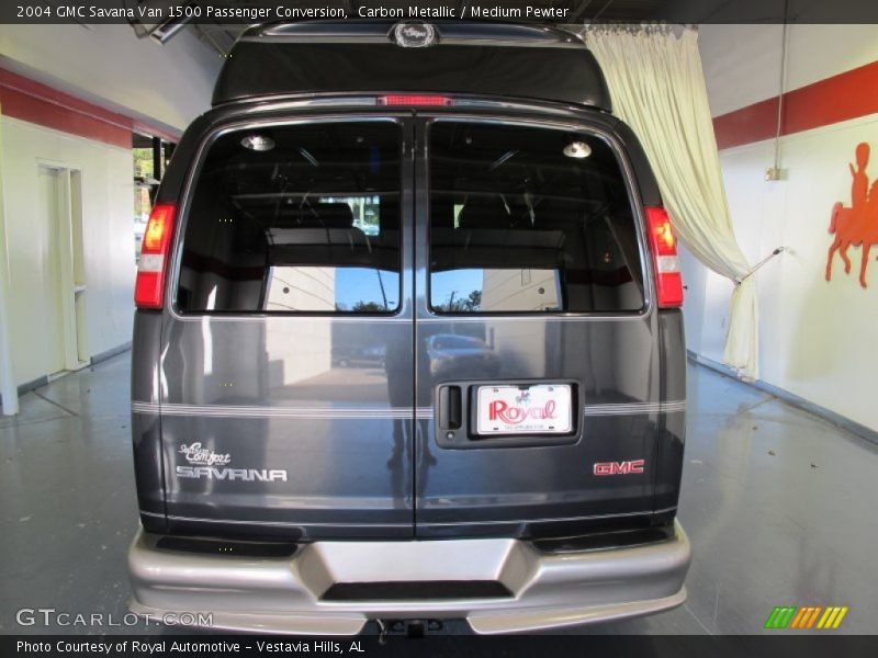 Carbon Metallic / Medium Pewter 2004 GMC Savana Van 1500 Passenger Conversion