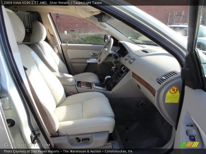 Silver Metallic / Taupe/Light Taupe 2004 Volvo XC90 2.5T AWD