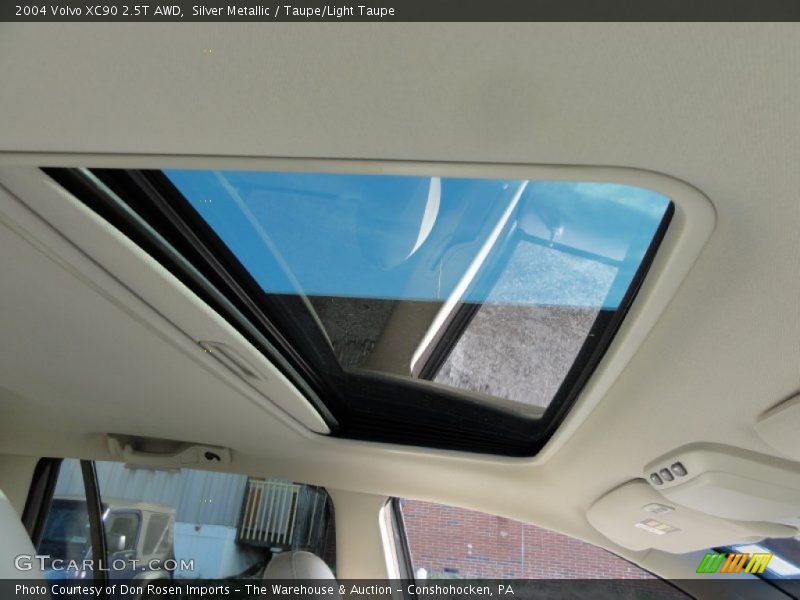 Silver Metallic / Taupe/Light Taupe 2004 Volvo XC90 2.5T AWD