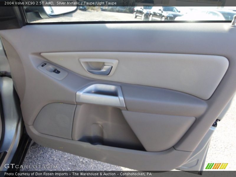Silver Metallic / Taupe/Light Taupe 2004 Volvo XC90 2.5T AWD
