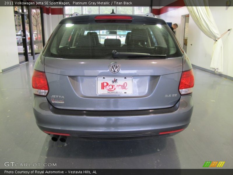 Platinum Gray Metallic / Titan Black 2011 Volkswagen Jetta SE SportWagen