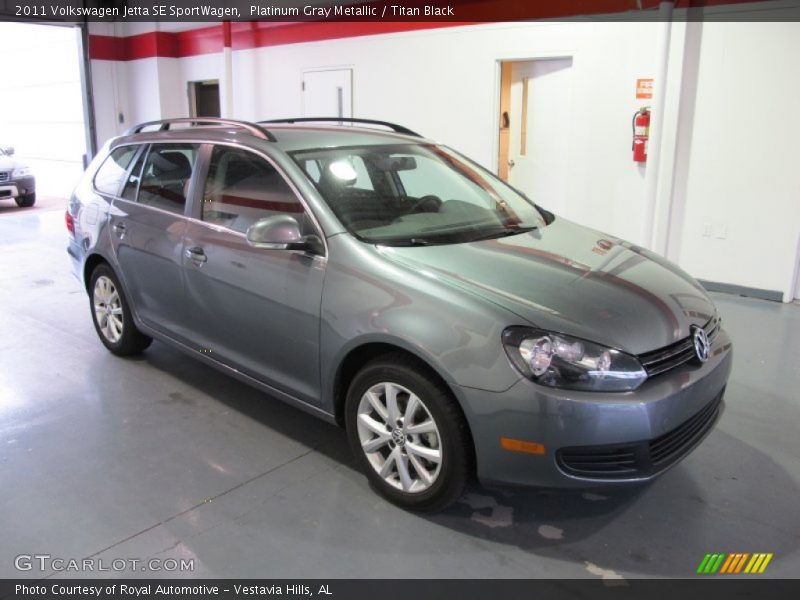 Platinum Gray Metallic / Titan Black 2011 Volkswagen Jetta SE SportWagen