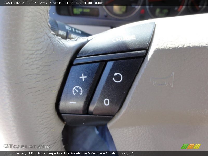 Silver Metallic / Taupe/Light Taupe 2004 Volvo XC90 2.5T AWD