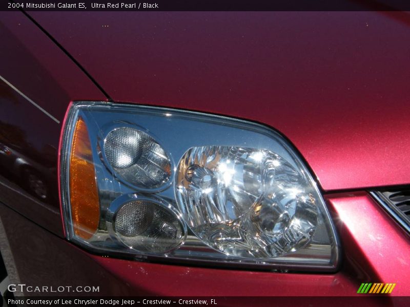 Ultra Red Pearl / Black 2004 Mitsubishi Galant ES