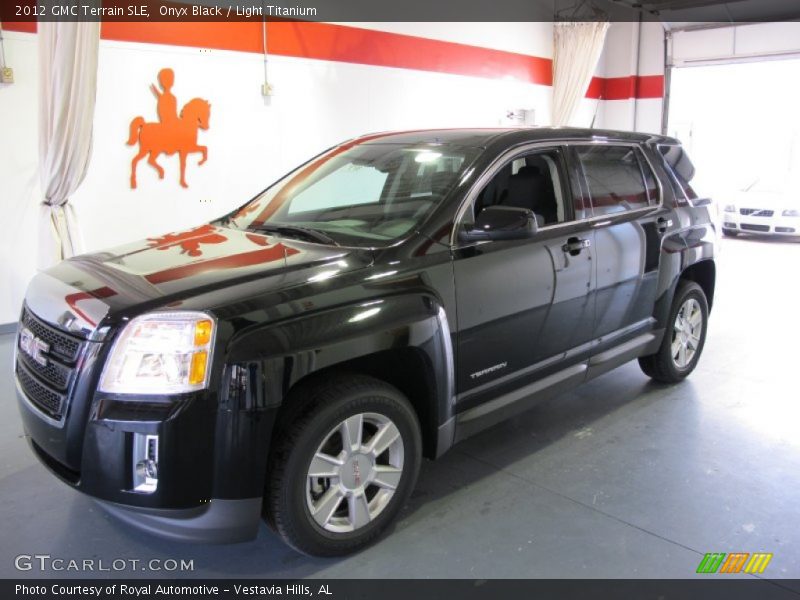 Onyx Black / Light Titanium 2012 GMC Terrain SLE