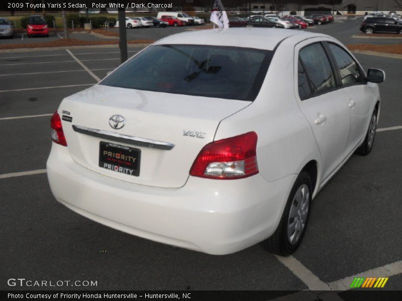 Polar White / Dark Charcoal 2009 Toyota Yaris S Sedan