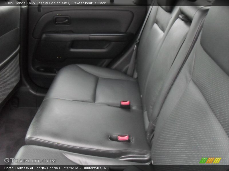 Pewter Pearl / Black 2005 Honda CR-V Special Edition 4WD