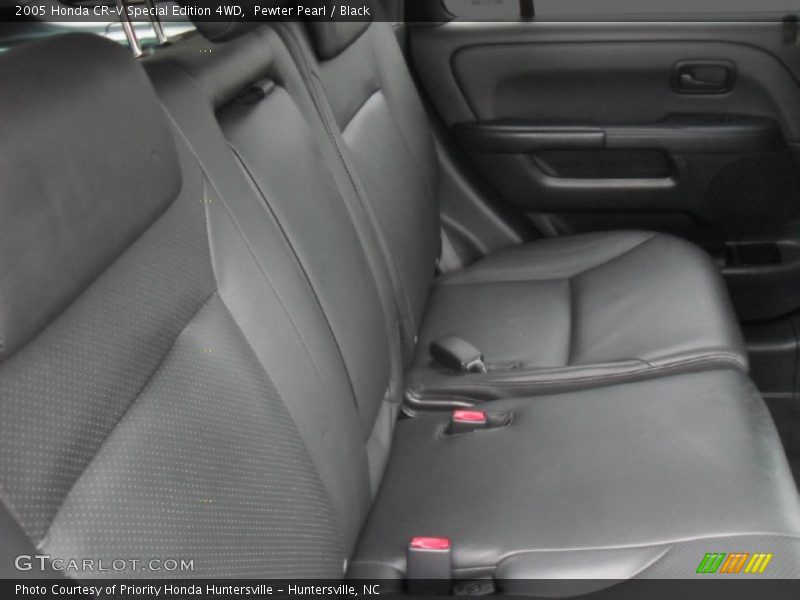 Pewter Pearl / Black 2005 Honda CR-V Special Edition 4WD