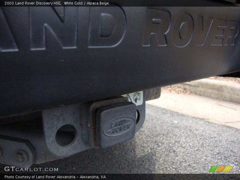 White Gold / Alpaca Beige 2003 Land Rover Discovery HSE