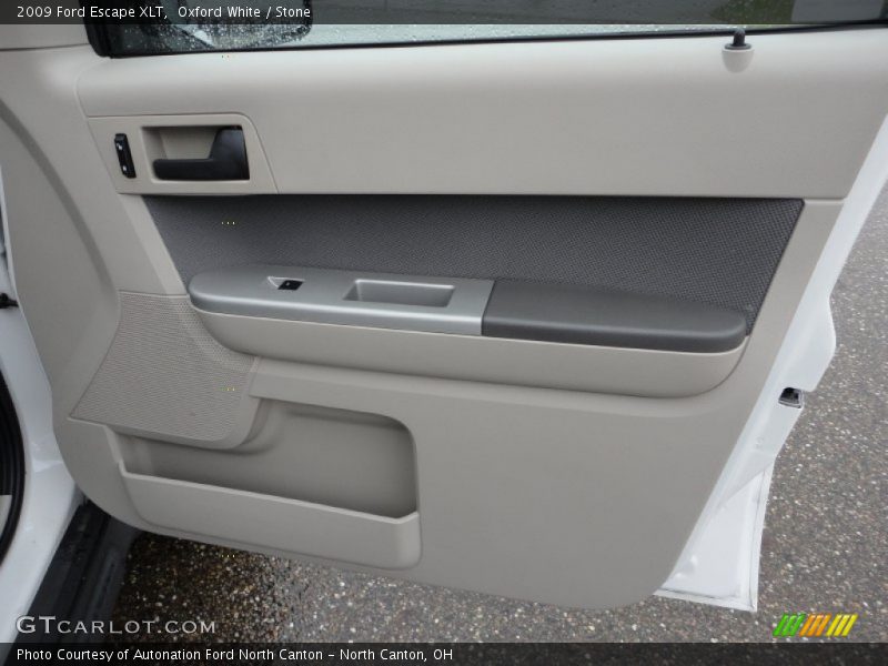 Oxford White / Stone 2009 Ford Escape XLT