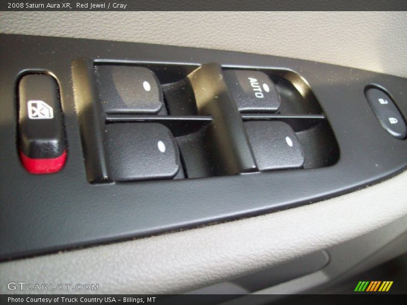 Red Jewel / Gray 2008 Saturn Aura XR