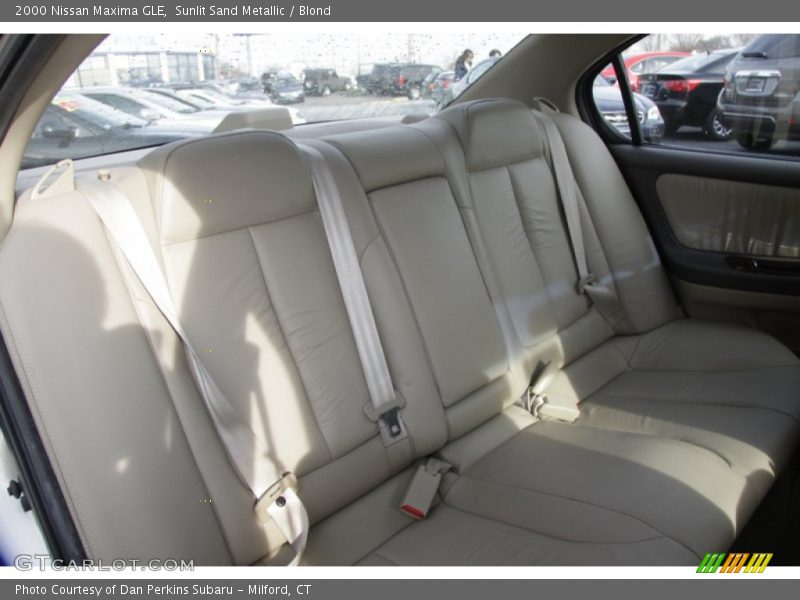 Sunlit Sand Metallic / Blond 2000 Nissan Maxima GLE