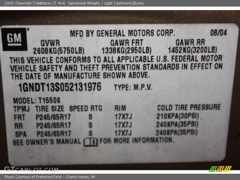 Sandstone Metallic / Light Cashmere/Ebony 2005 Chevrolet TrailBlazer LT 4x4