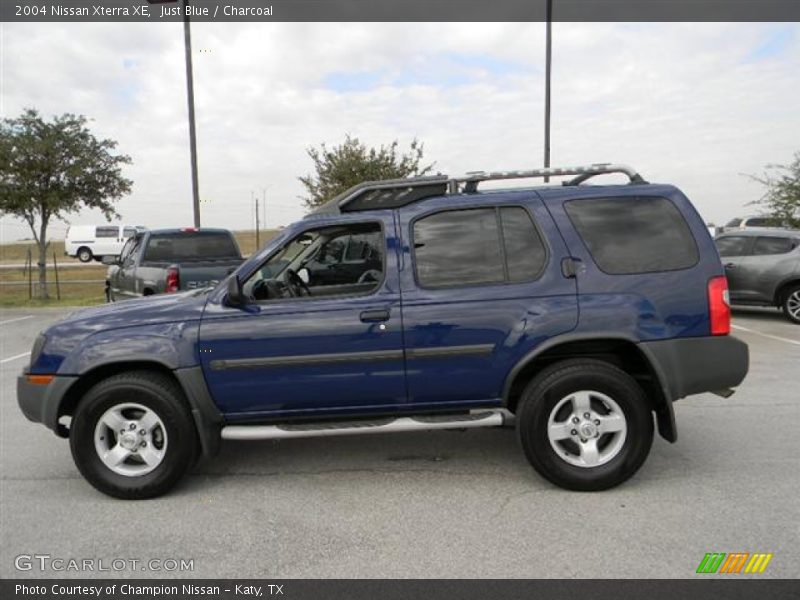  2004 Xterra XE Just Blue