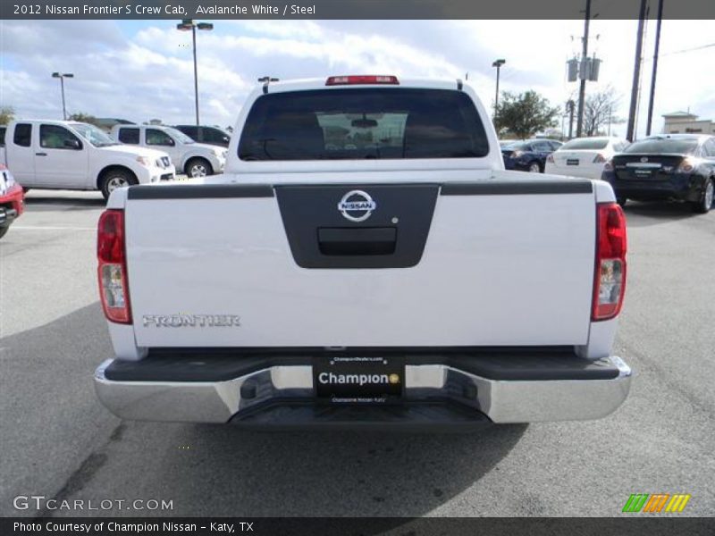 Avalanche White / Steel 2012 Nissan Frontier S Crew Cab