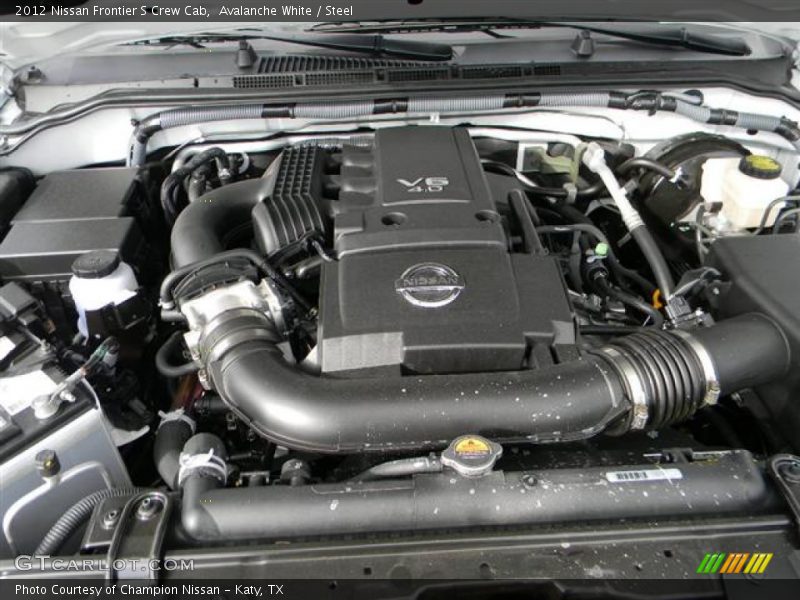 Avalanche White / Steel 2012 Nissan Frontier S Crew Cab