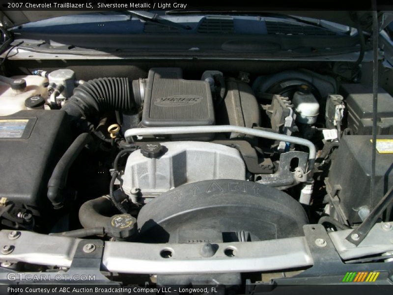 Silverstone Metallic / Light Gray 2007 Chevrolet TrailBlazer LS